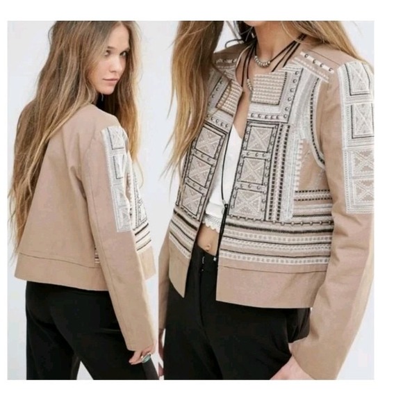 Anthropologie Moon River Jackets & Blazers - Anthropologie Moon River  Women's Beige Tan Embroidered Short Jacket Coat Size S